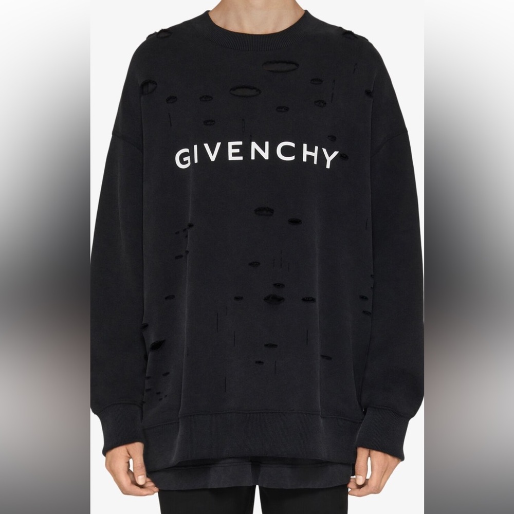Men’s Givenchy sweatshirt